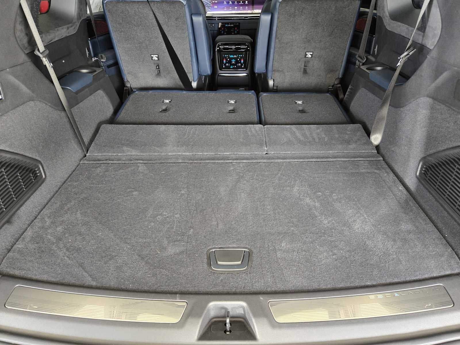 2025 Cadillac Escalade IQ Luxury 2 - Photo 22
