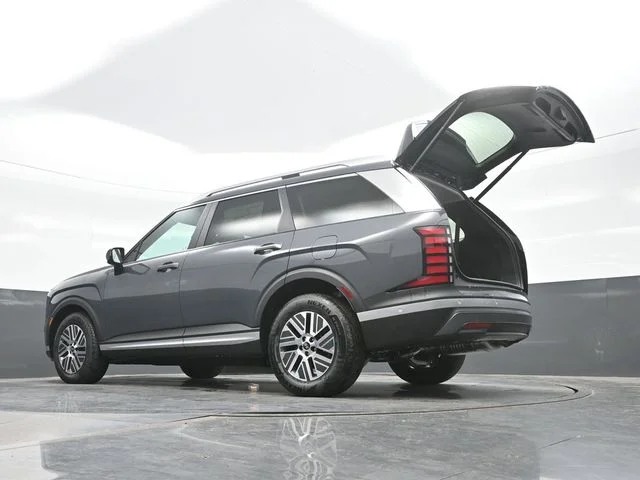 New 2026 Gray Hyundai SEL Premium image 19