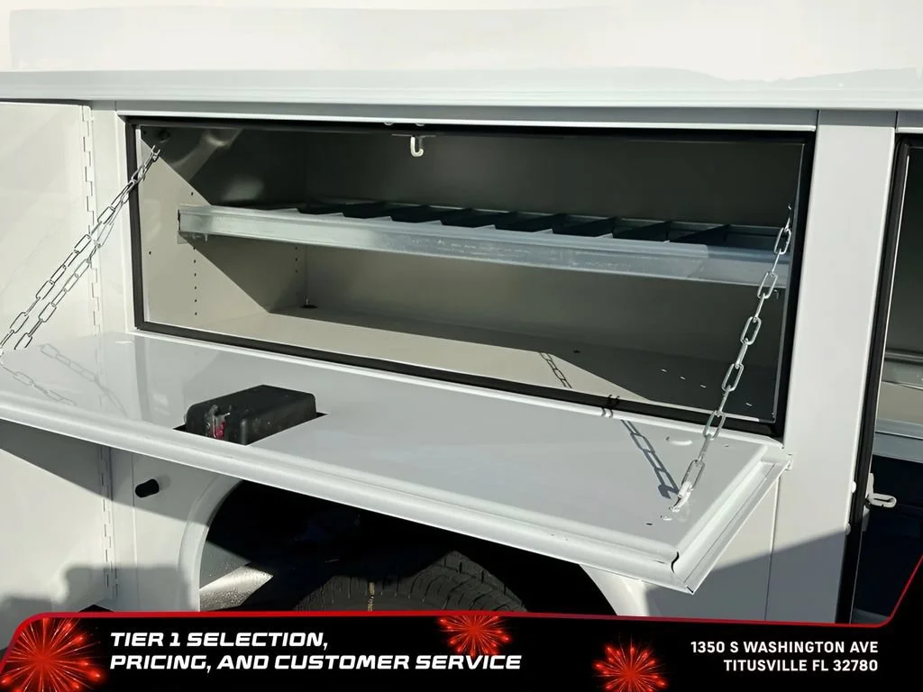 New 2026 Summit White GMC Pro image 35