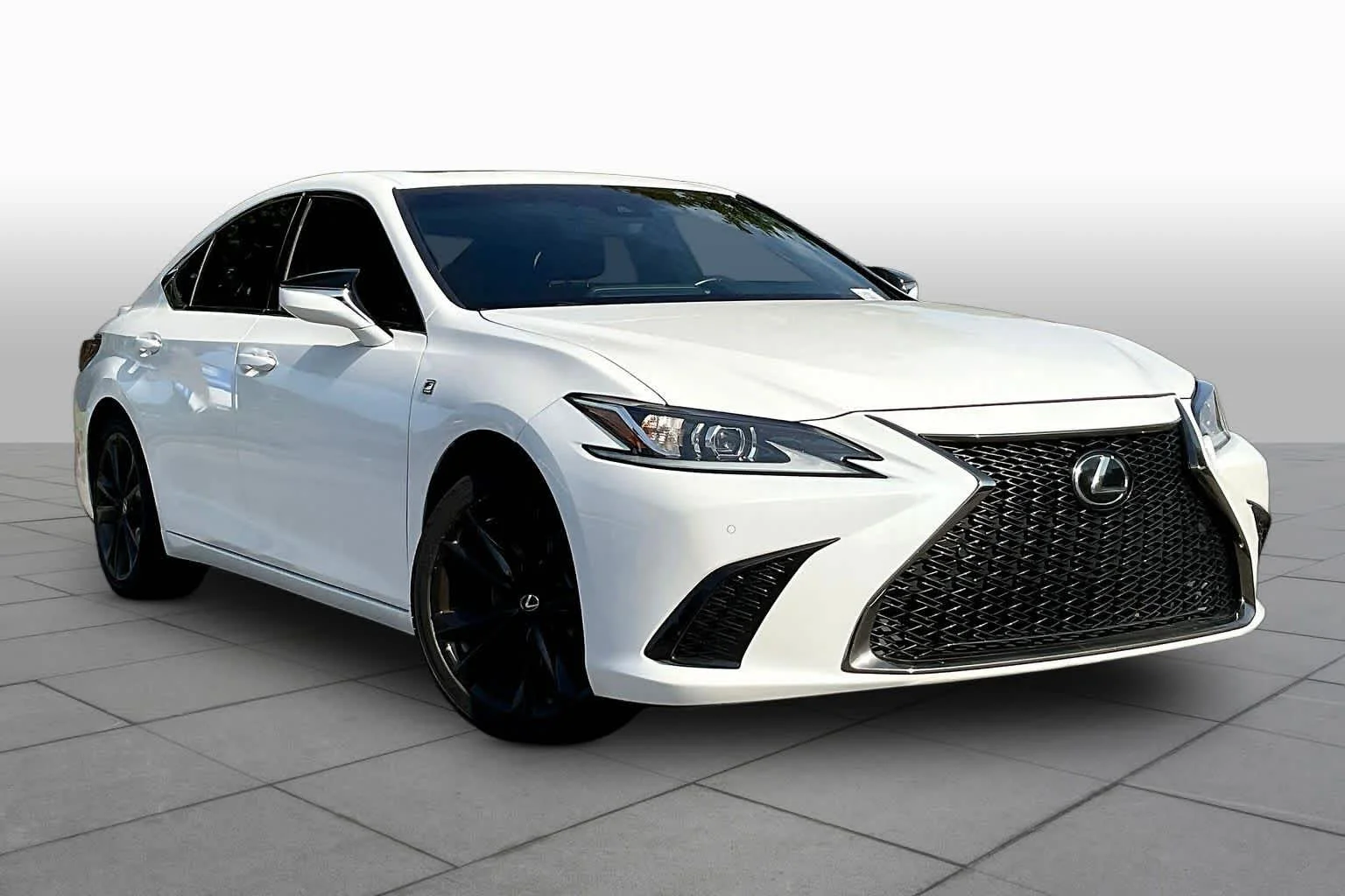 Used 2023 Ultra White Lexus F SPORT Handling image 5