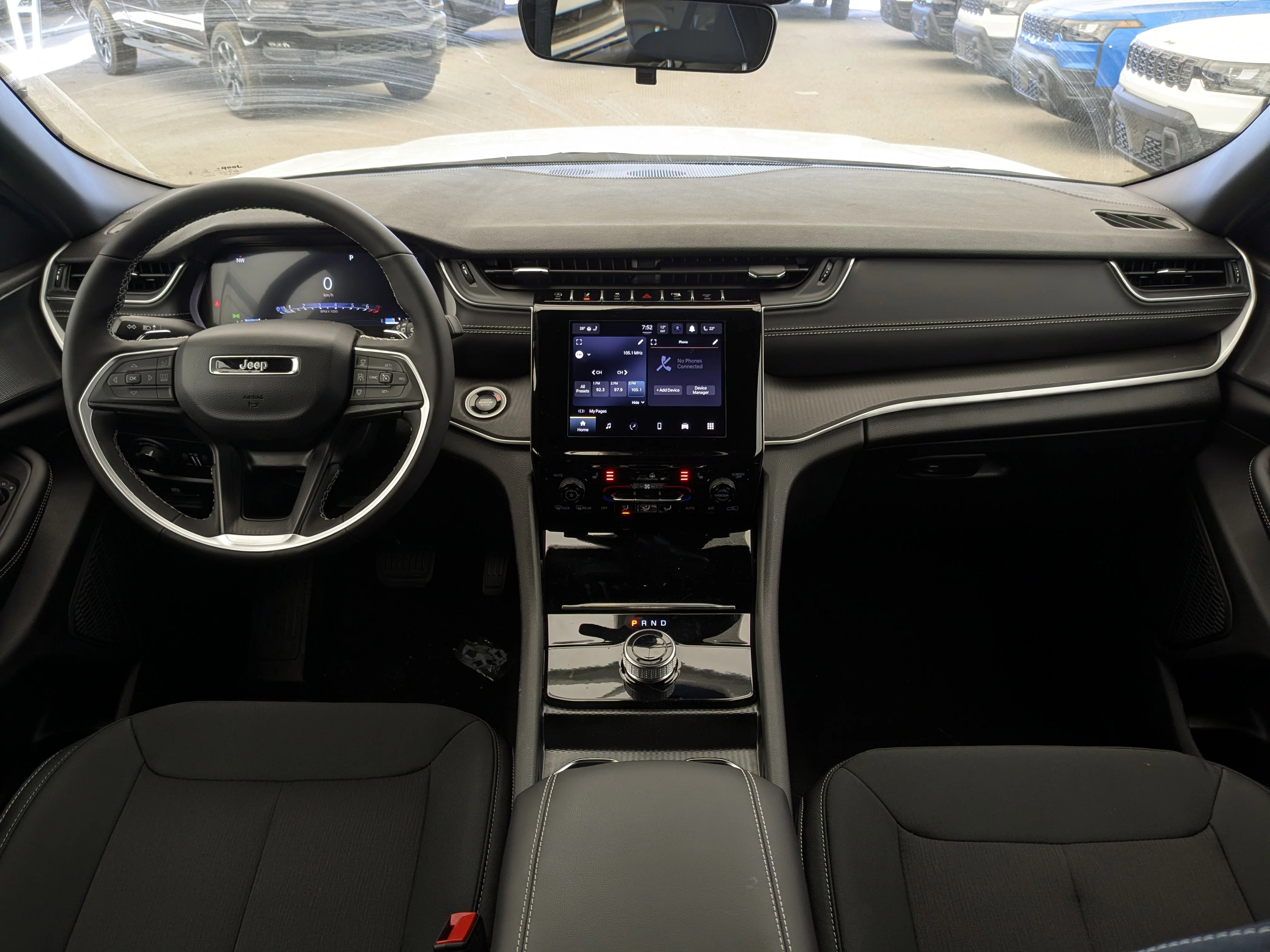 New 2026 White Jeep Laredo - - Classic Theme - 8.4-inch Touchscreen - Heated Seats & Steering Wheel - 3.6L Pentastar V6 image 26