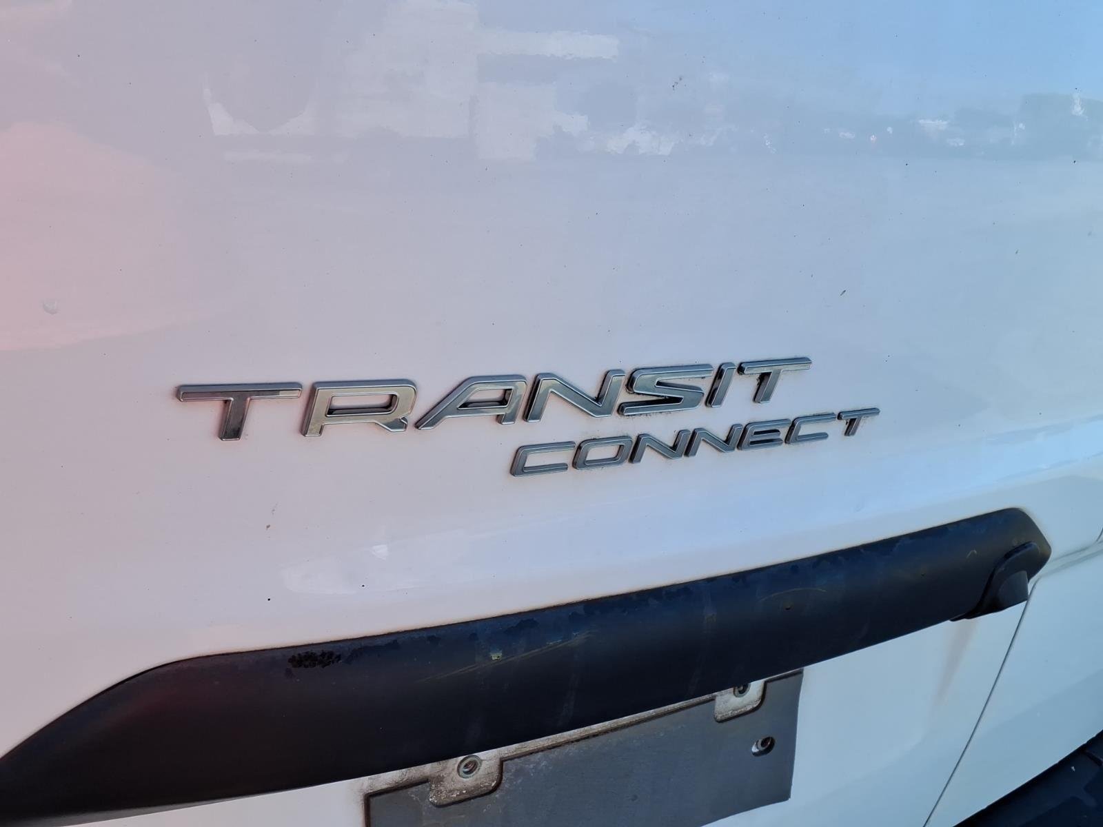 Used 2022 Frozen White Ford XL image 8