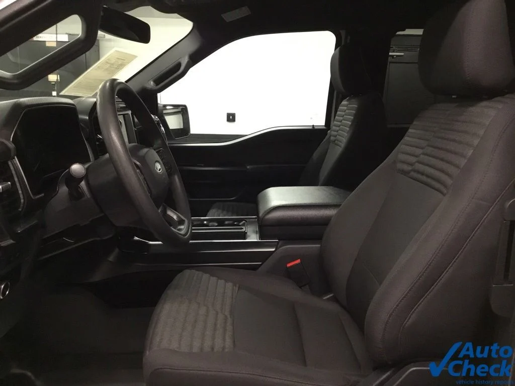 Used 2023 White Ford XL image 24