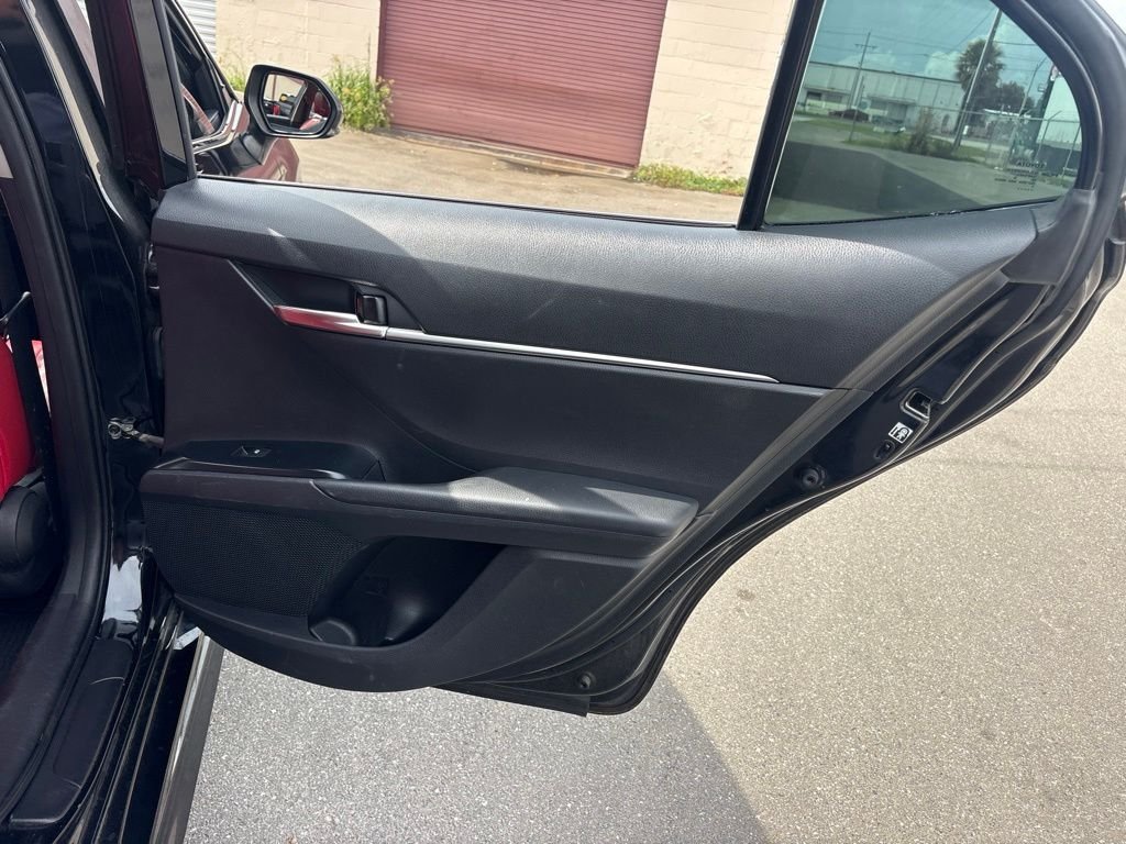 Used 2019 Black Toyota SE image 15