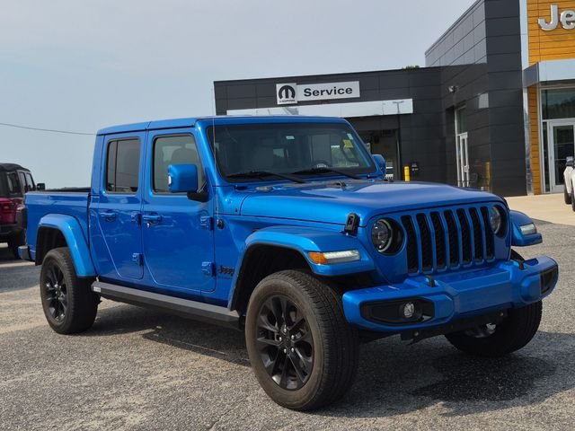 Used 2023 Blue Jeep Overland image 1