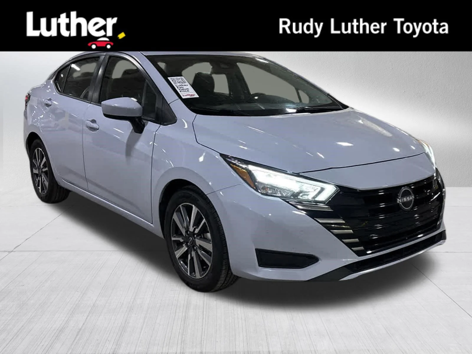 2025 Nissan Versa 1.6 SV CVT's photo
