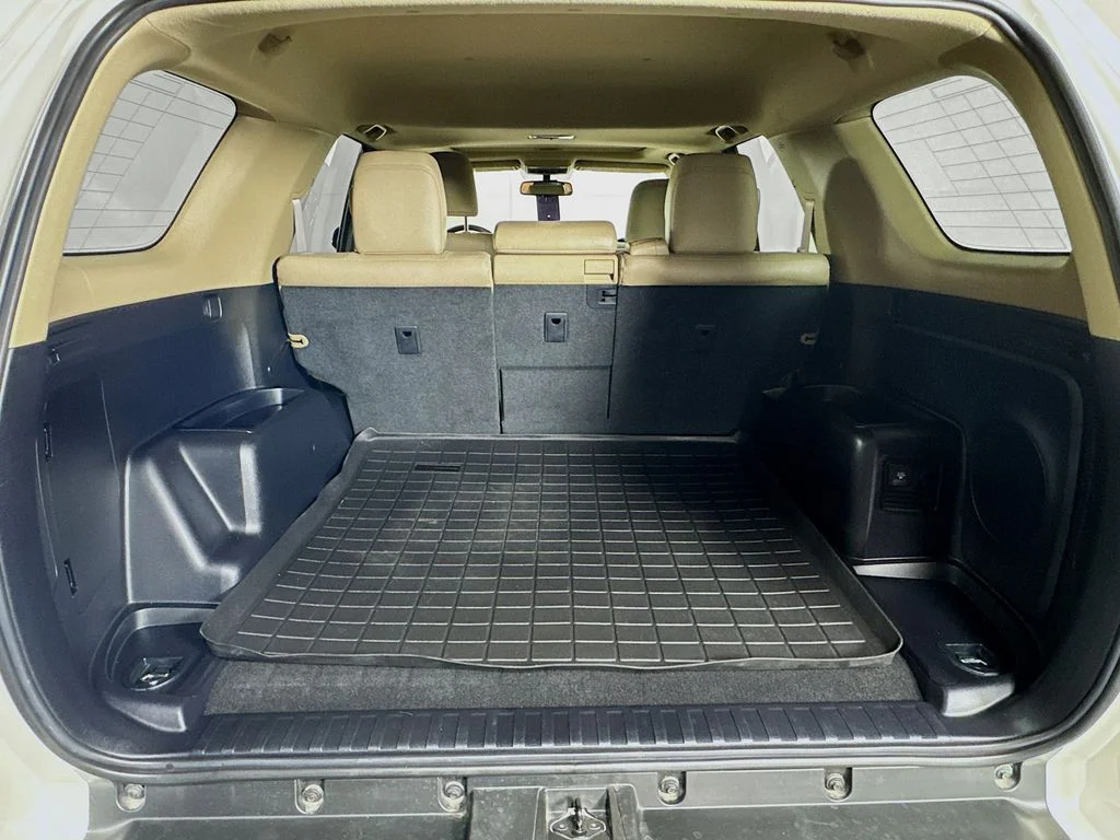 Used 2014 White Toyota Limited image 31