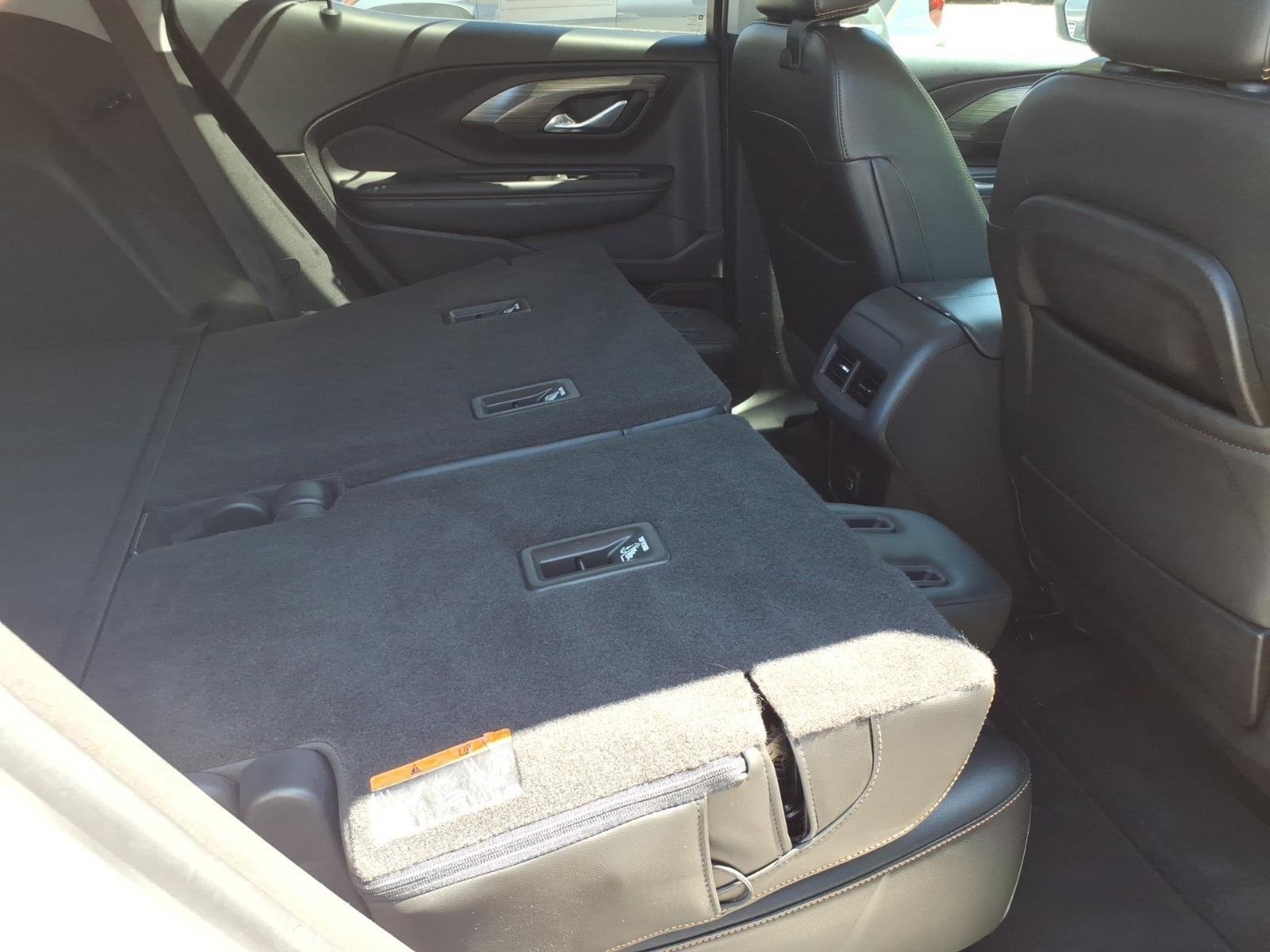 Used 2019 Summit White GMC SLT image 24