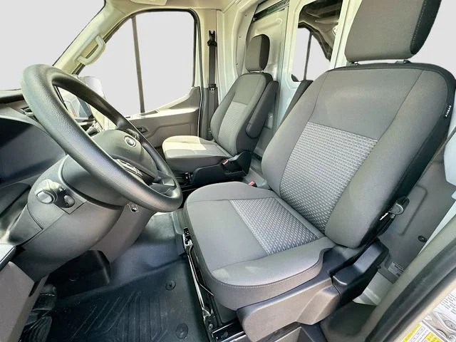 New 2024 Oxford White Ford Base image 15