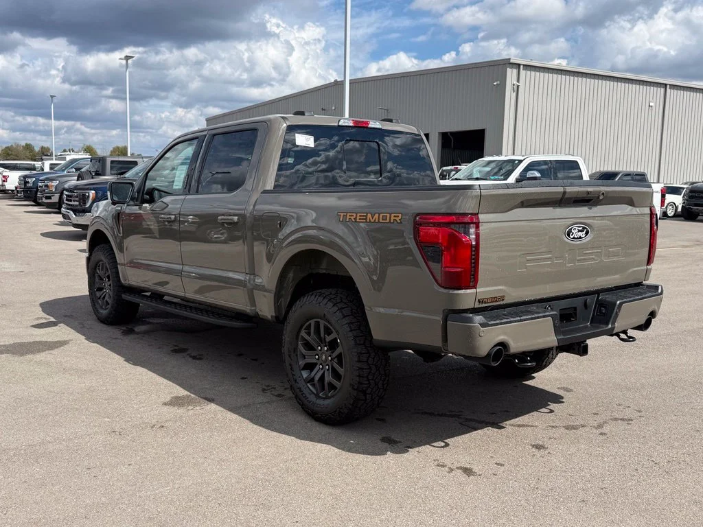 New 2026 Gray Ford Tremor image 40