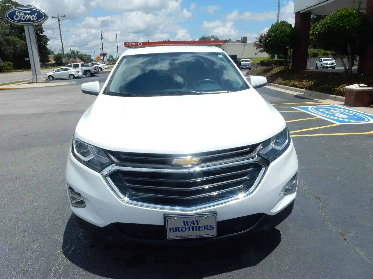 Used 2018 White Chevrolet FWD 4DR LT W/1LT image 3