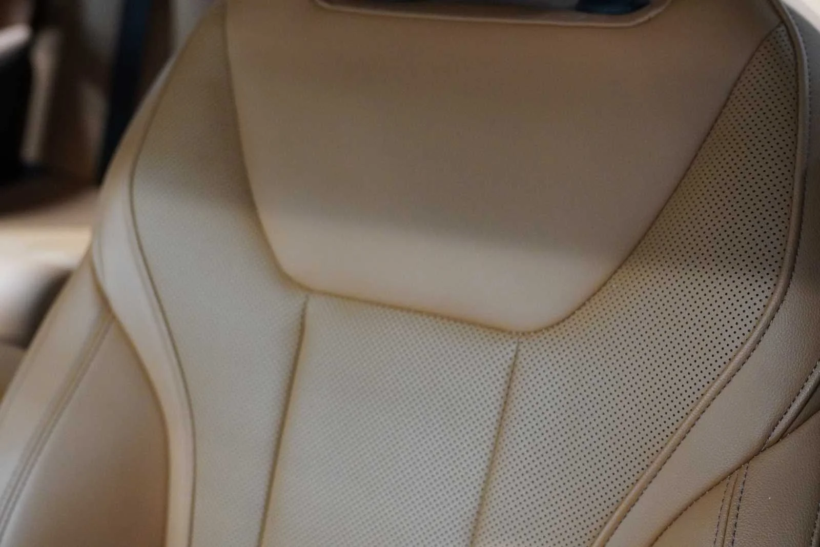 Used 2023 Skyscraper Grey Metallic BMW 330i xDrive image 10