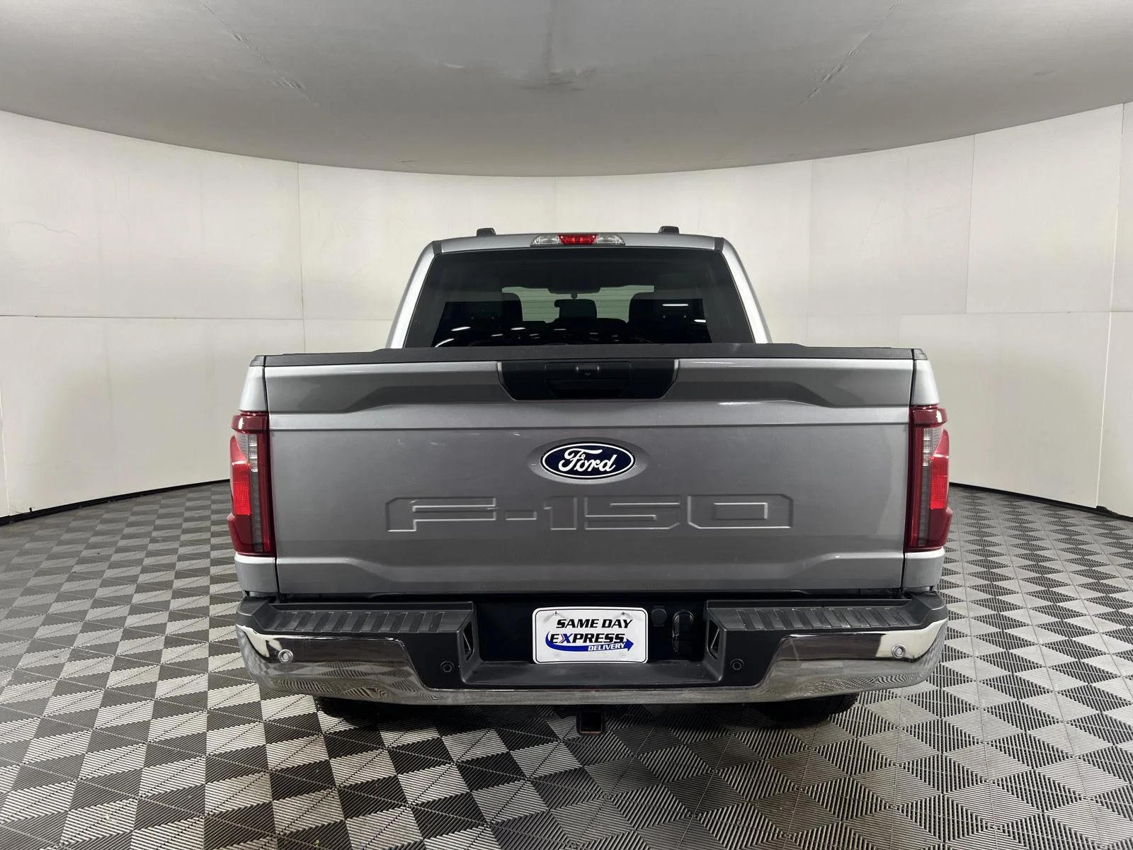 Used 2025 Silver Ford XLT image 20