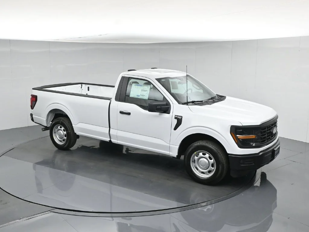 New 2026 Oxford White Ford XL image 36