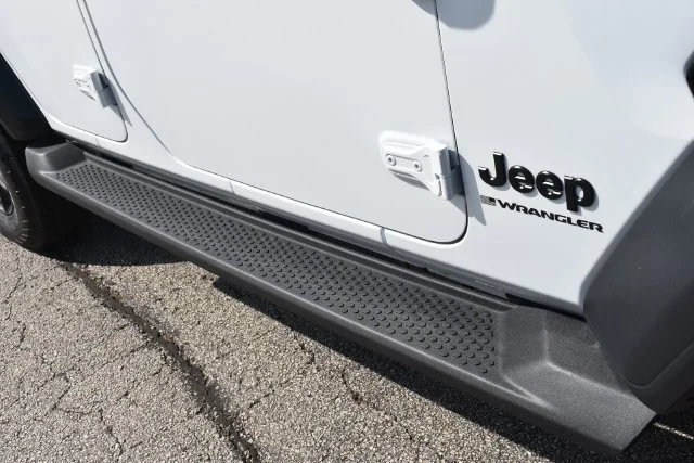 New 2027 Bright White Clear-Coat Paint Jeep Sport S image 12