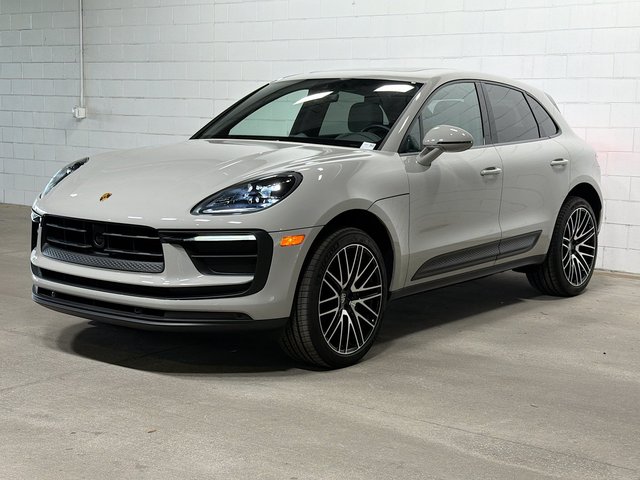 2026 Porsche Macan 