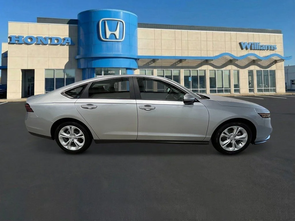2025 Honda Accord LX - Photo 7