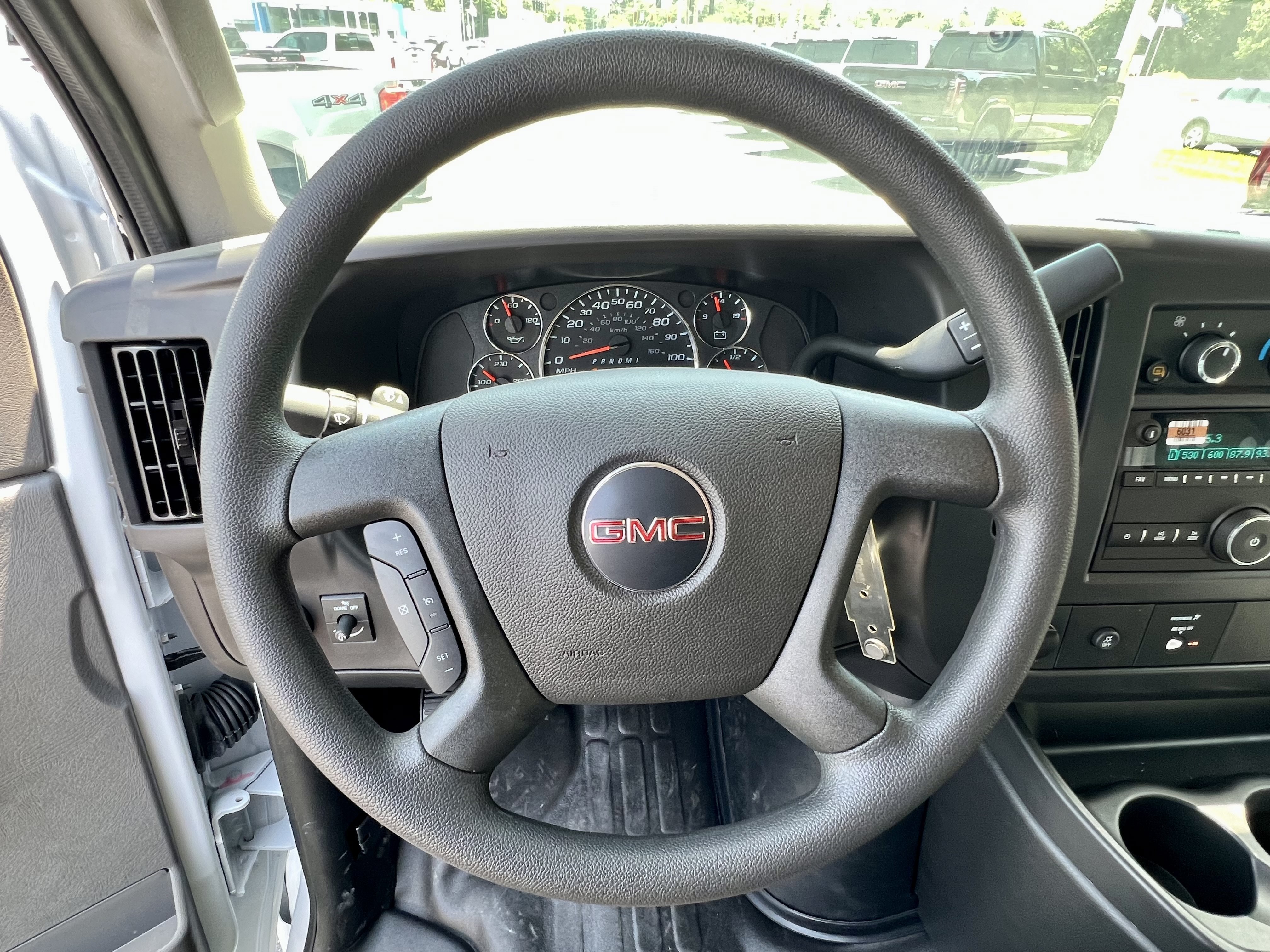 New 2026 Summit White GMC Work Van image 15