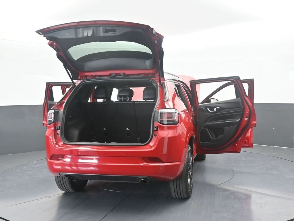 Used 2023 Red Jeep Limited image 74
