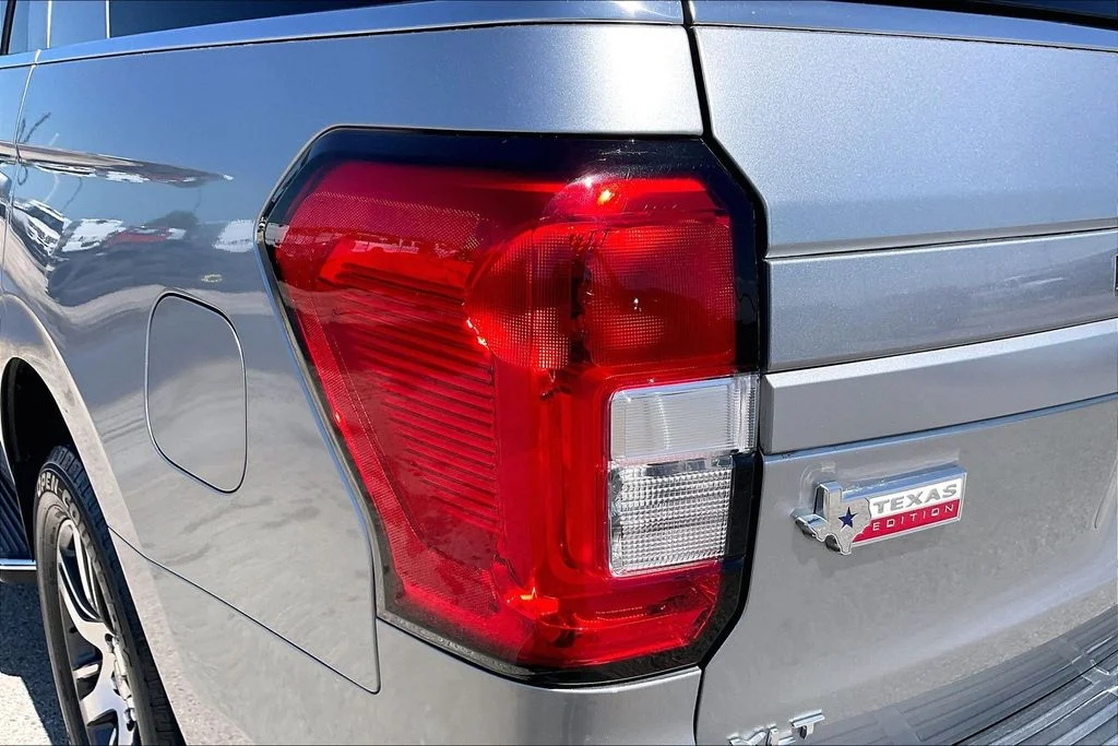 Used 2022 Silver Ford XLT image 20