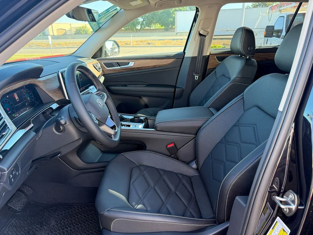 2026 Volkswagen Atlas SE w/Tech - Photo 13