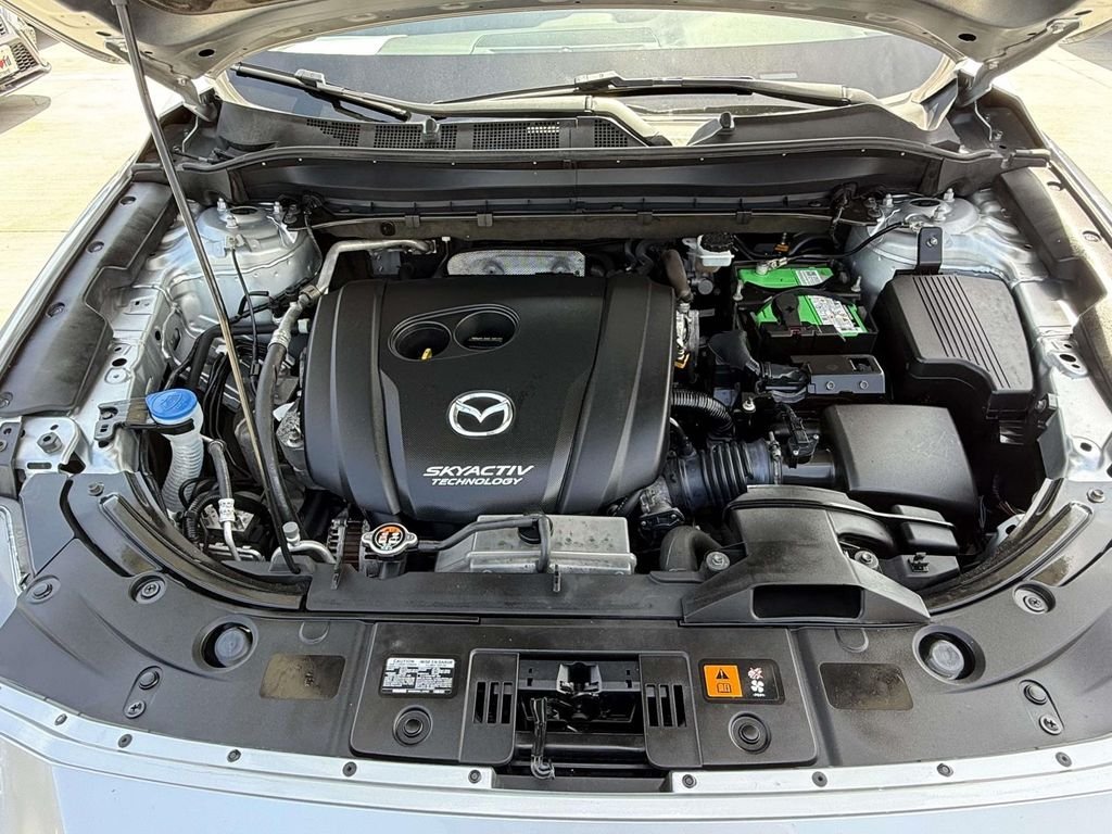 Used 2019 Silver Mazda Grand Touring image 12