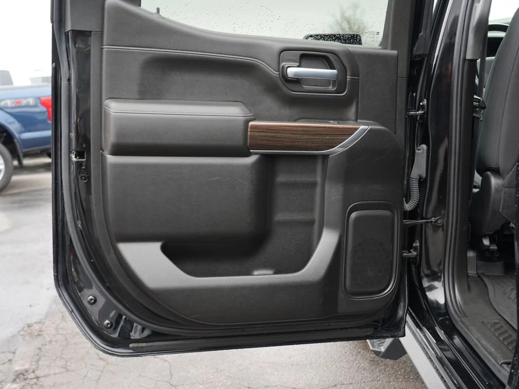 Used 2021 Black Chevrolet LT Trail Boss image 19