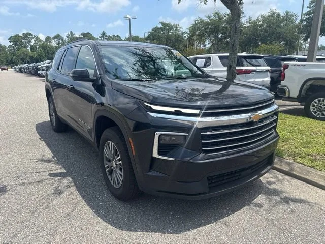 Certified Used 2026 Mosaic Black Metallic Chevrolet LT image 1
