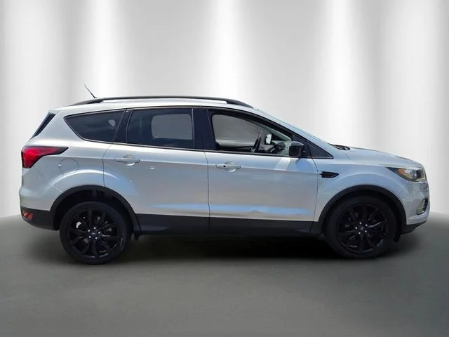 Certified Used 2019 Ingot Silver Ford SE image 6