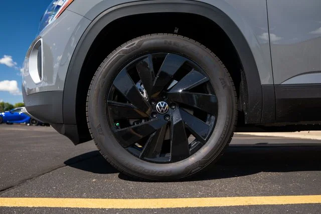 2026 Volkswagen Atlas SE w/Tech - Photo 7
