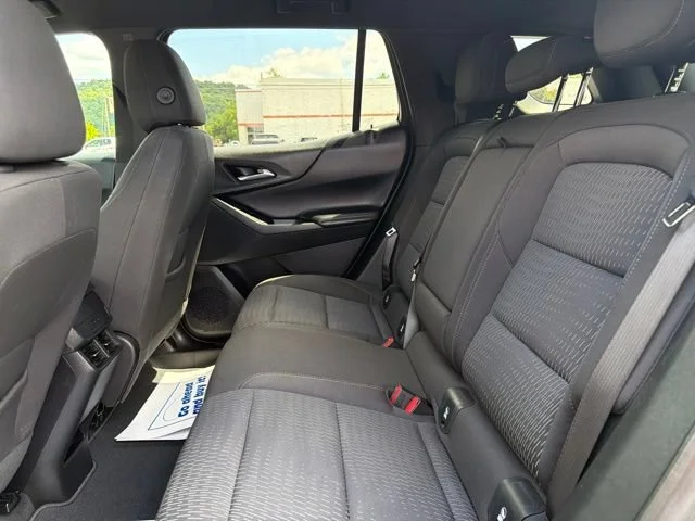 Used 2025 Sterling Gray Metallic Chevrolet LT image 21