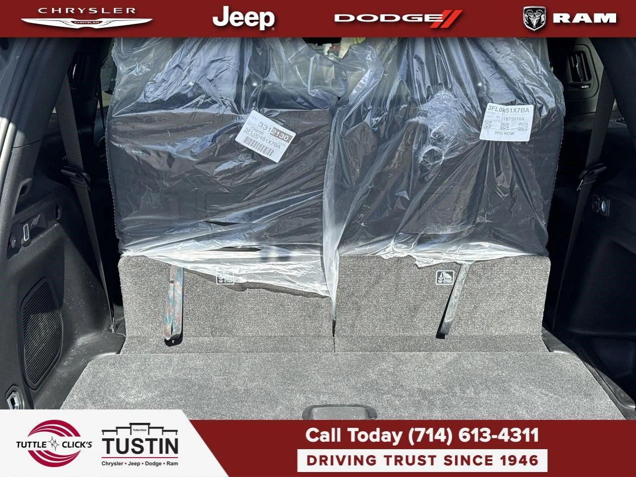 New 2027 Sting-Gray Clear-Coat Paint Jeep Limited Reserve image 37