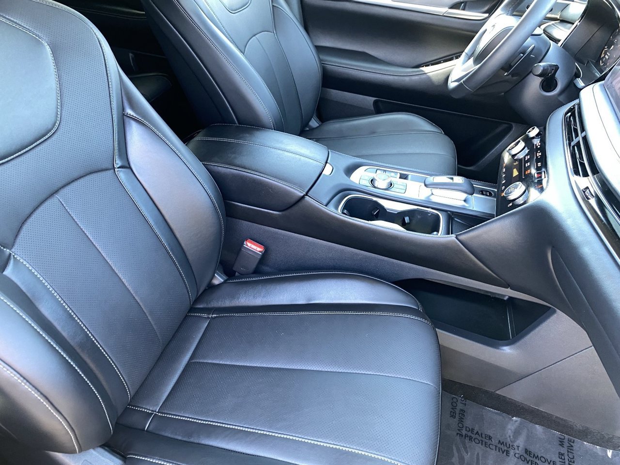 Certified Used 2027 Deep Emerald INFINITI LUXE image 11