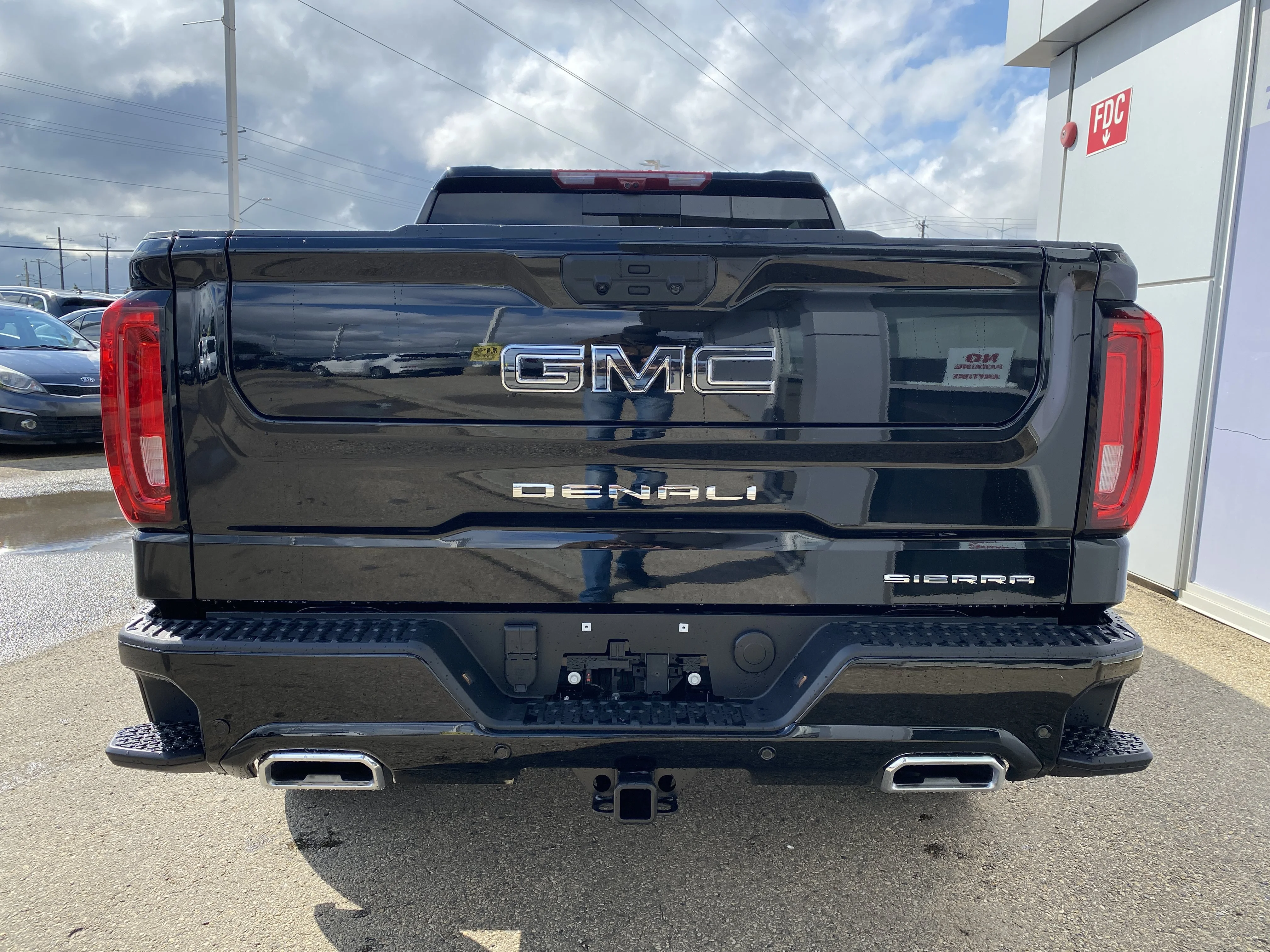 New 2026 ONYX BLACK GMC Denali Ultimate image 6