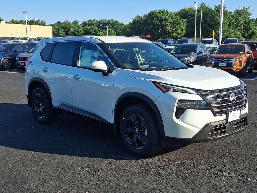 New 2026 Everest White Pearl TriCoat Nissan SV image 2