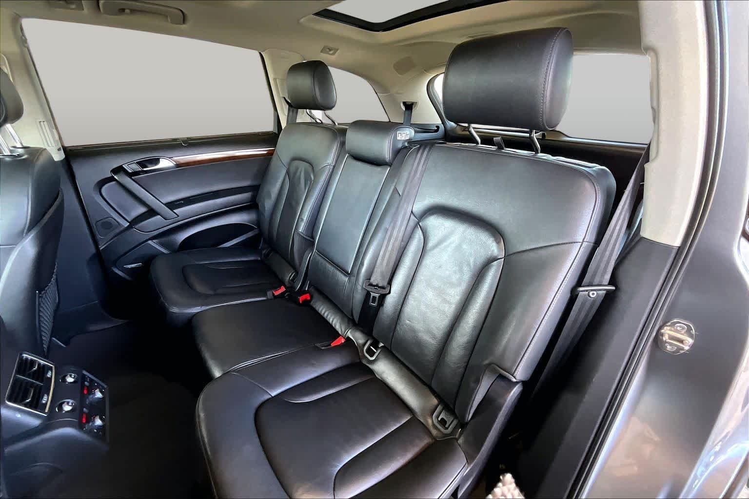 Used 2010 Graphite Gray Metallic Audi 3.6L Premium Plus image 20