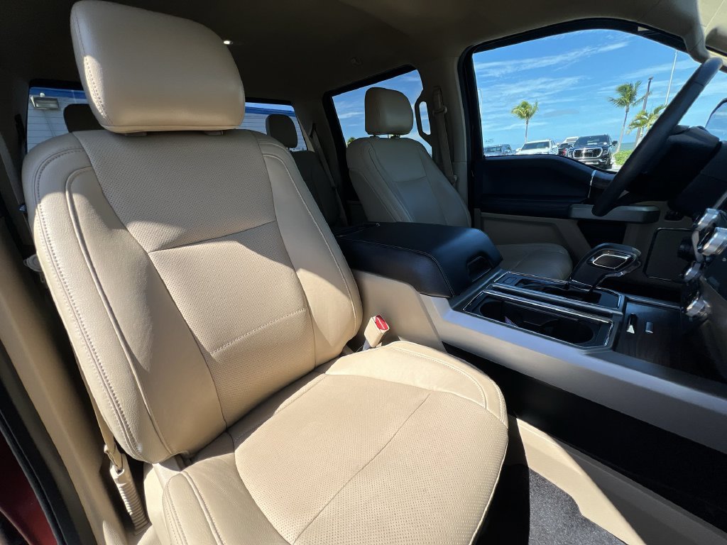 Used 2016 Beige Ford Lariat image 28