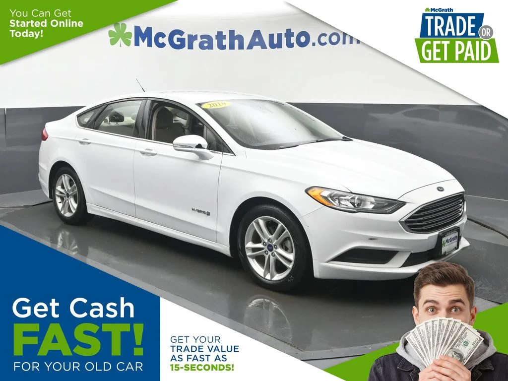 Used 2018 White Ford SE image 1