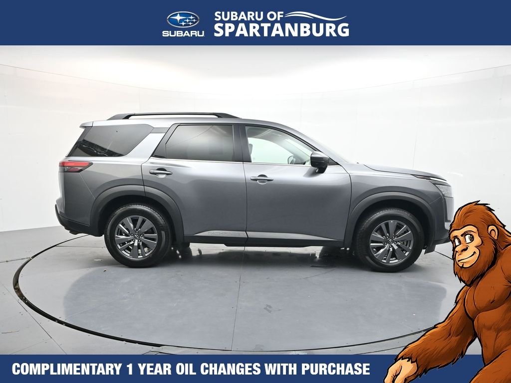 Used 2025 Gray Nissan SV image 9