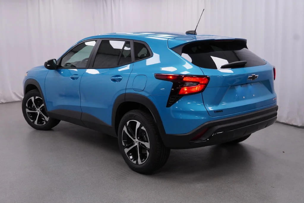New 2026 Marina Blue Metallic Chevrolet 1RS image 18