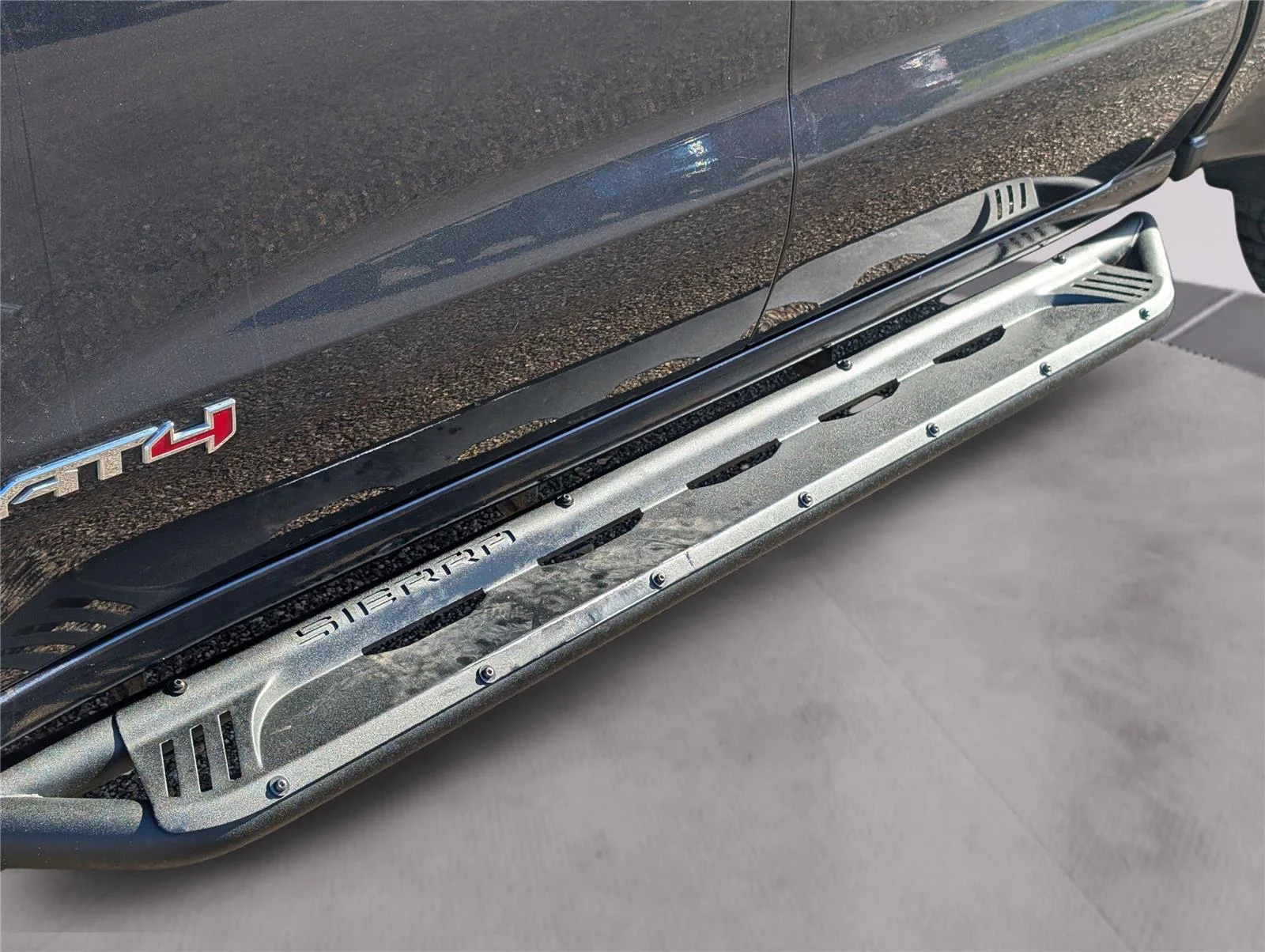 Used 2023 Titanium Rush Metallic GMC AT4 image 13