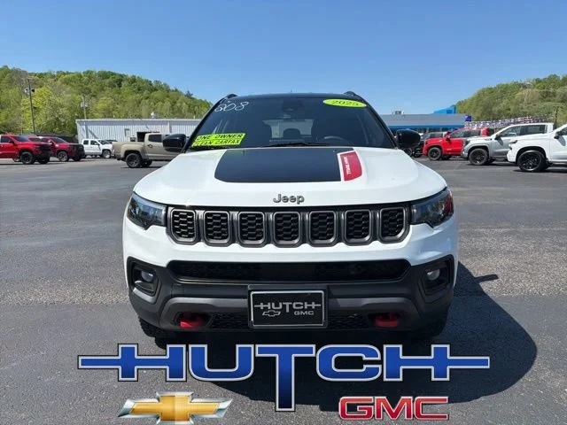 Used 2025 White Jeep Trailhawk image 6