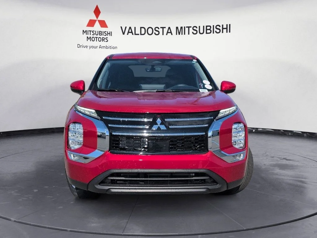 New 2026 Red Mitsubishi ES image 12