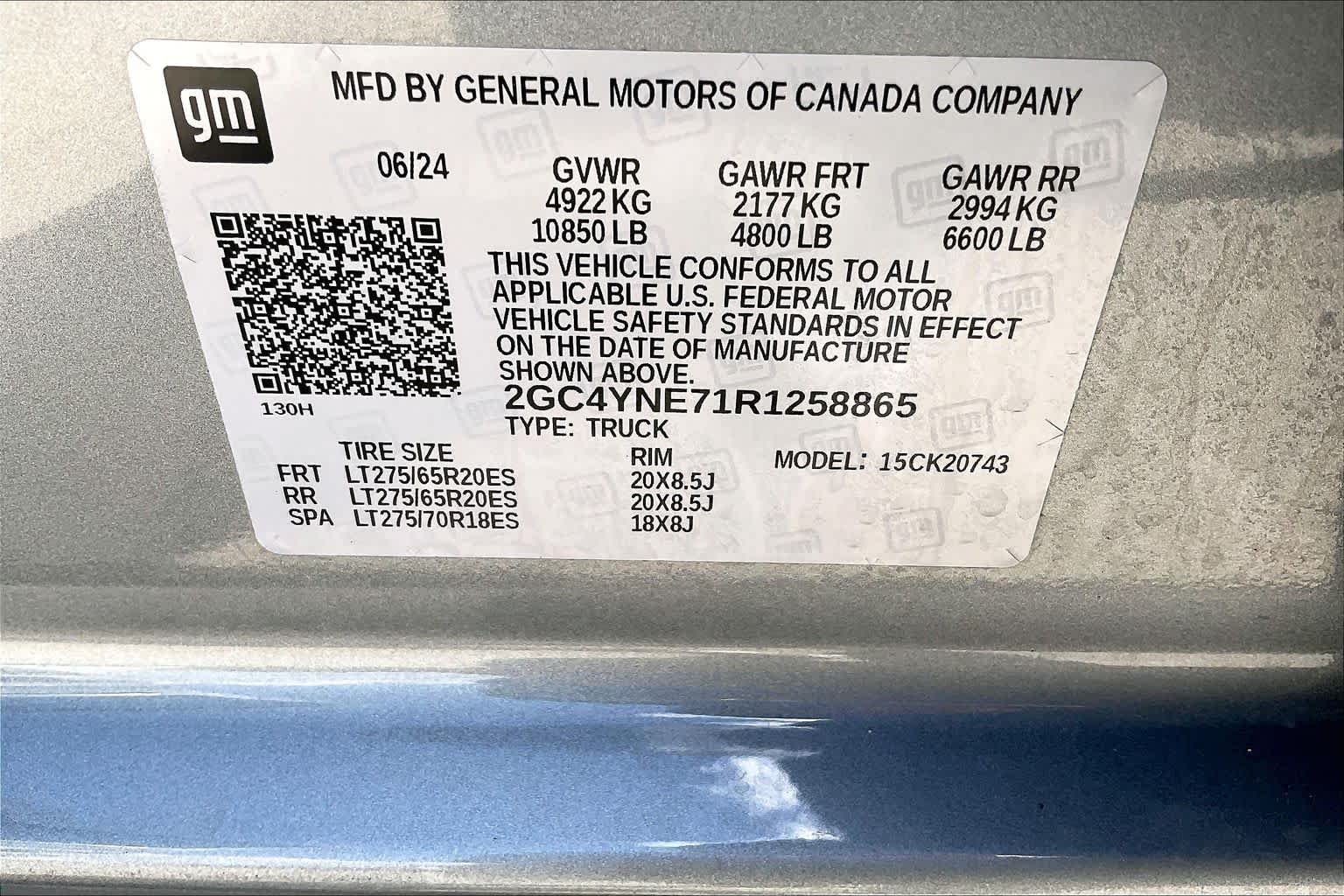 Used 2024 Sterling Gray Metallic Chevrolet LT image 36
