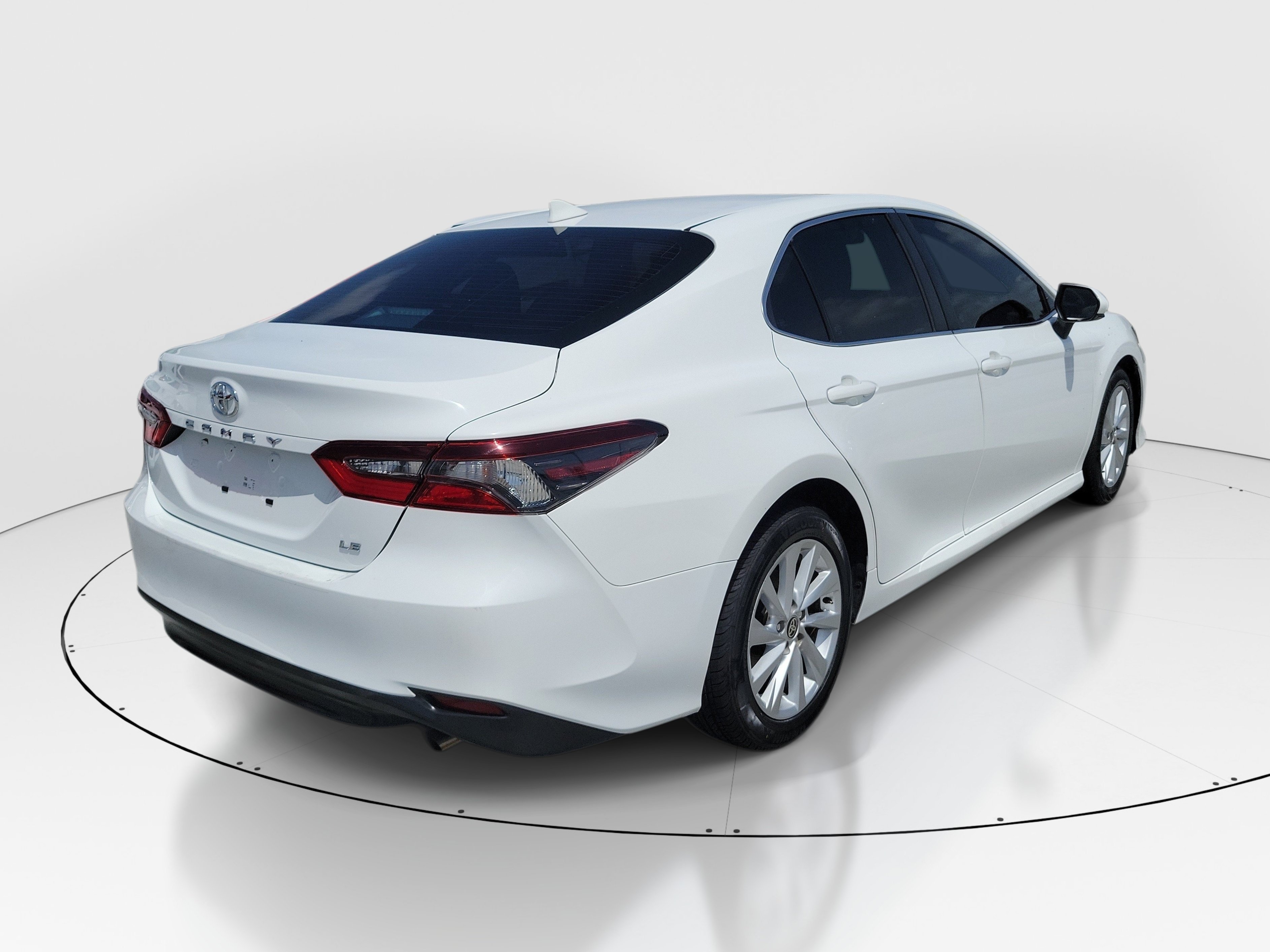 Certified Used 2023 Ice Toyota LE image 6