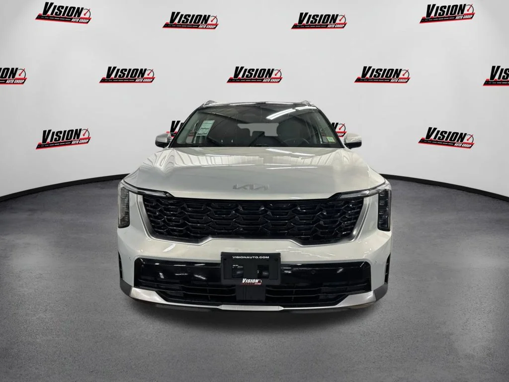 Used 2026 White Kia S image 2