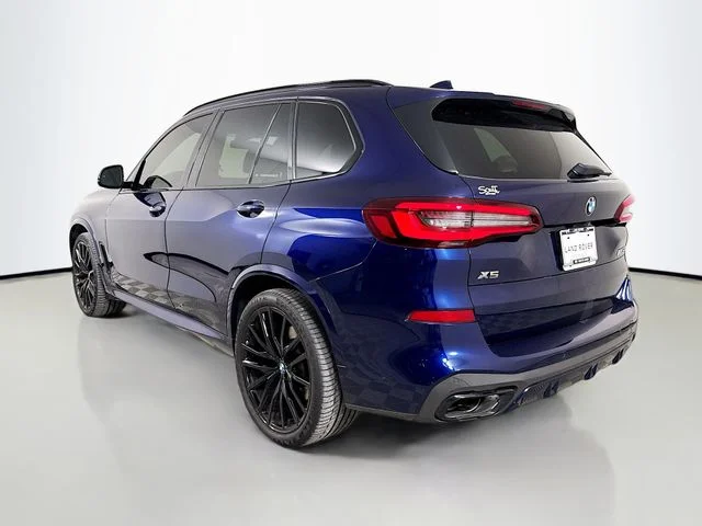 Used 2021 Blue BMW M50i image 7