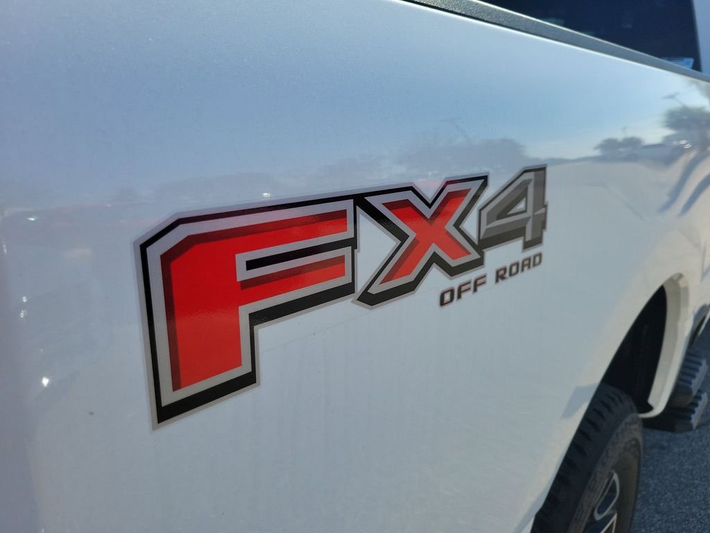 2025 Ford F-350 Super Duty Platinum - Photo 7