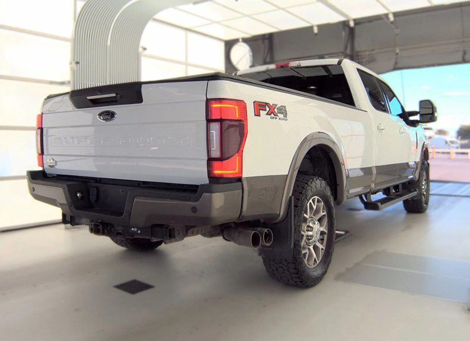 Used 2022 White Ford King Ranch image 3