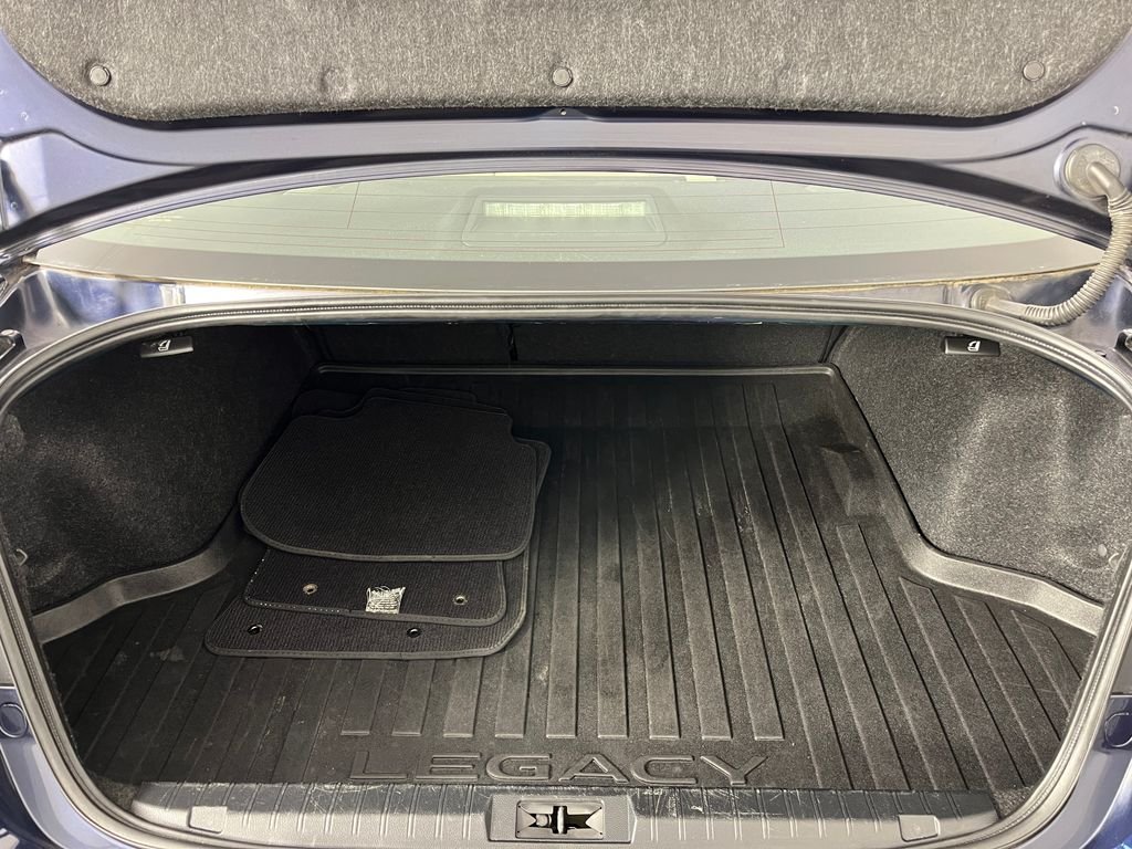 Used 2018 Blue Subaru 2.5i image 13